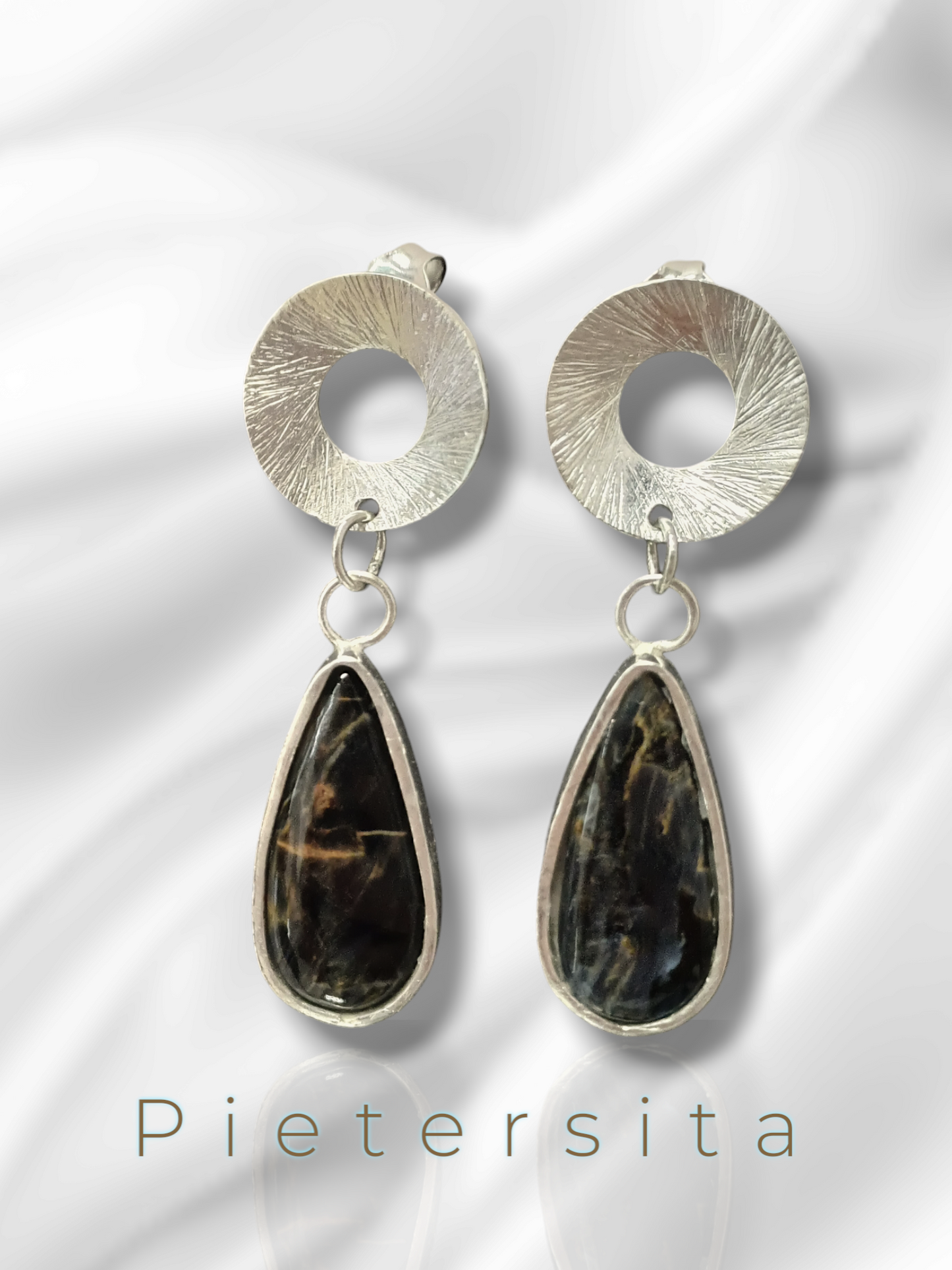 Pendientes Pietersita